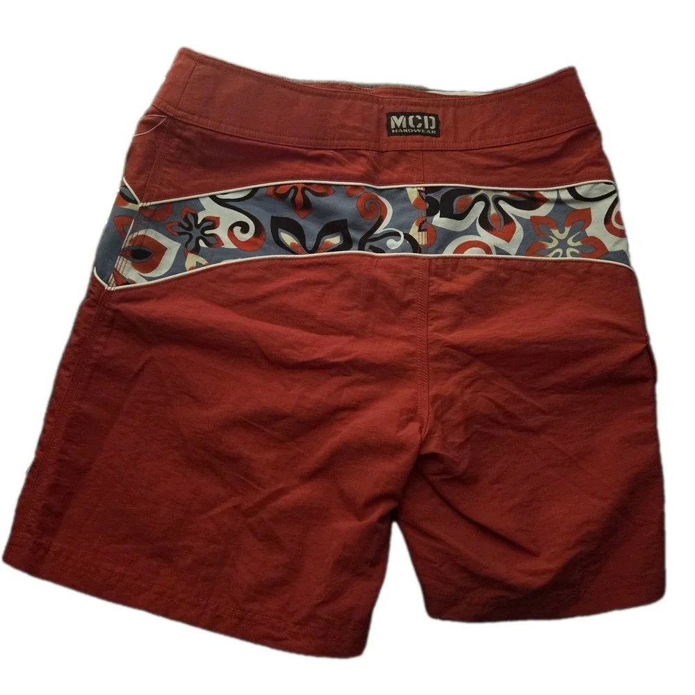MCD Hardware Men's Board Shorts Swim Trunks Red Floral‎ Surf Beach Size 31 NWT